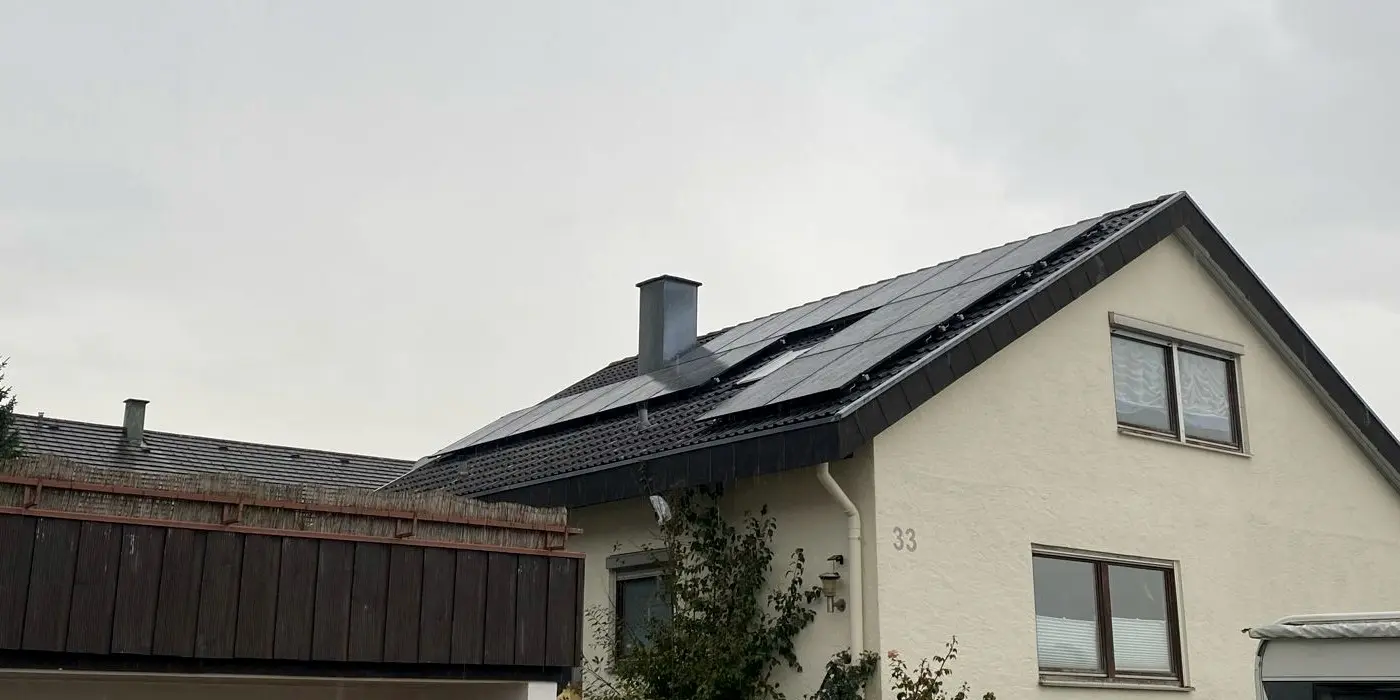 Photovoltaikanlage auf einem Einfamilienhaus in der Region